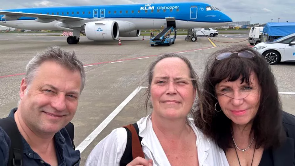 Marcus Knutagård, Tabitha Wright Nielsen och Cecilia Heule påväg till Panama.