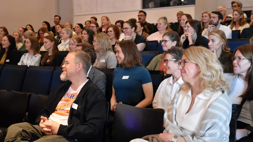 Åhörare vid konferens Kunskapscirkulation.